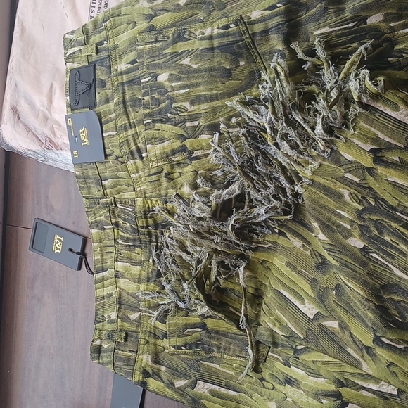 Lucky and blessed camo style freyed flare pants - Picture 2 of 2